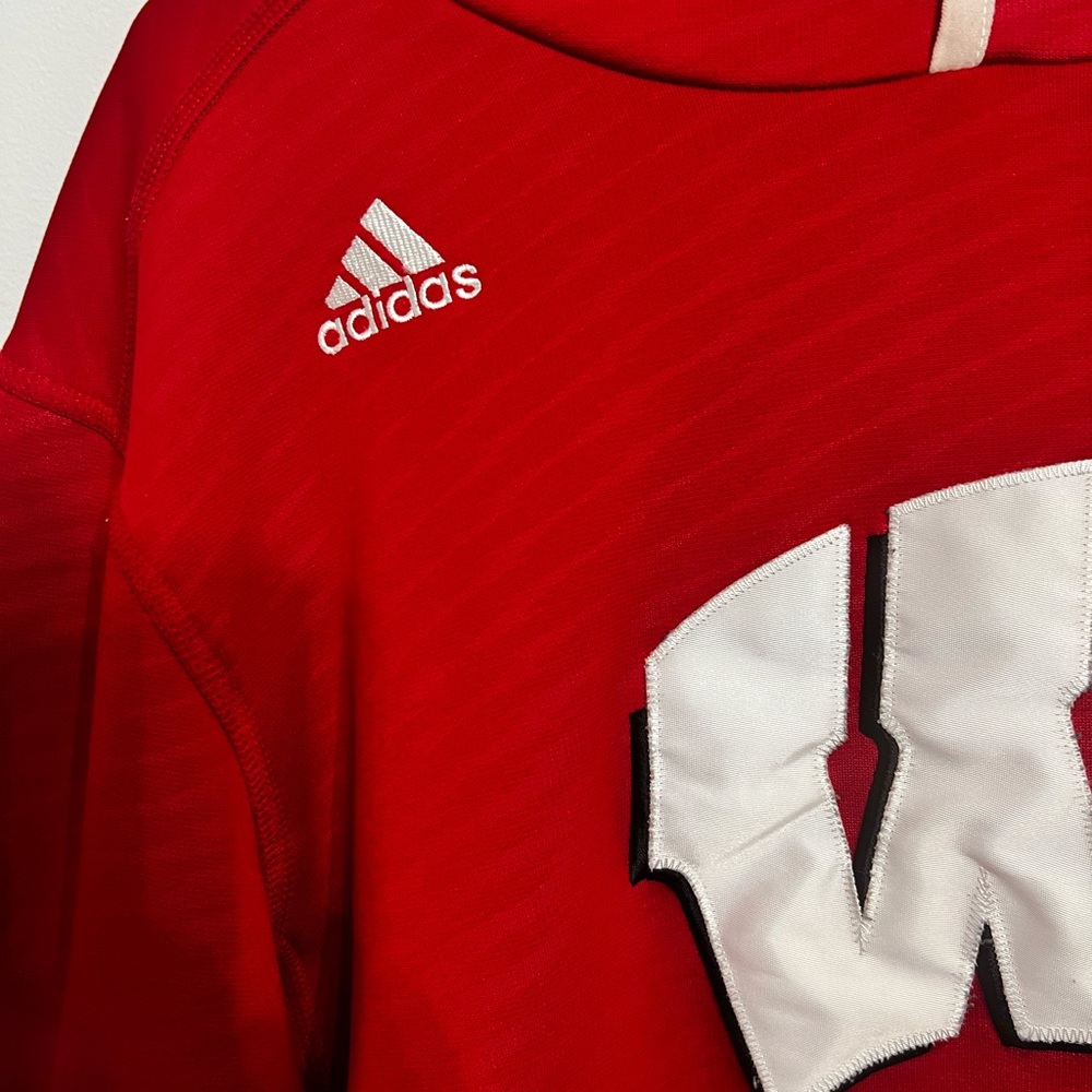 Wisconsin Badgers Sweater Adult Medium Red White Hoodie Sweatshirt Adidas Mens - Picture 3 of 6